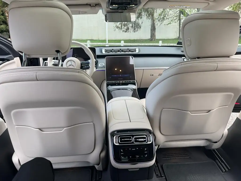 Rent Mercedes-Benz S-Class with driver in Cannes