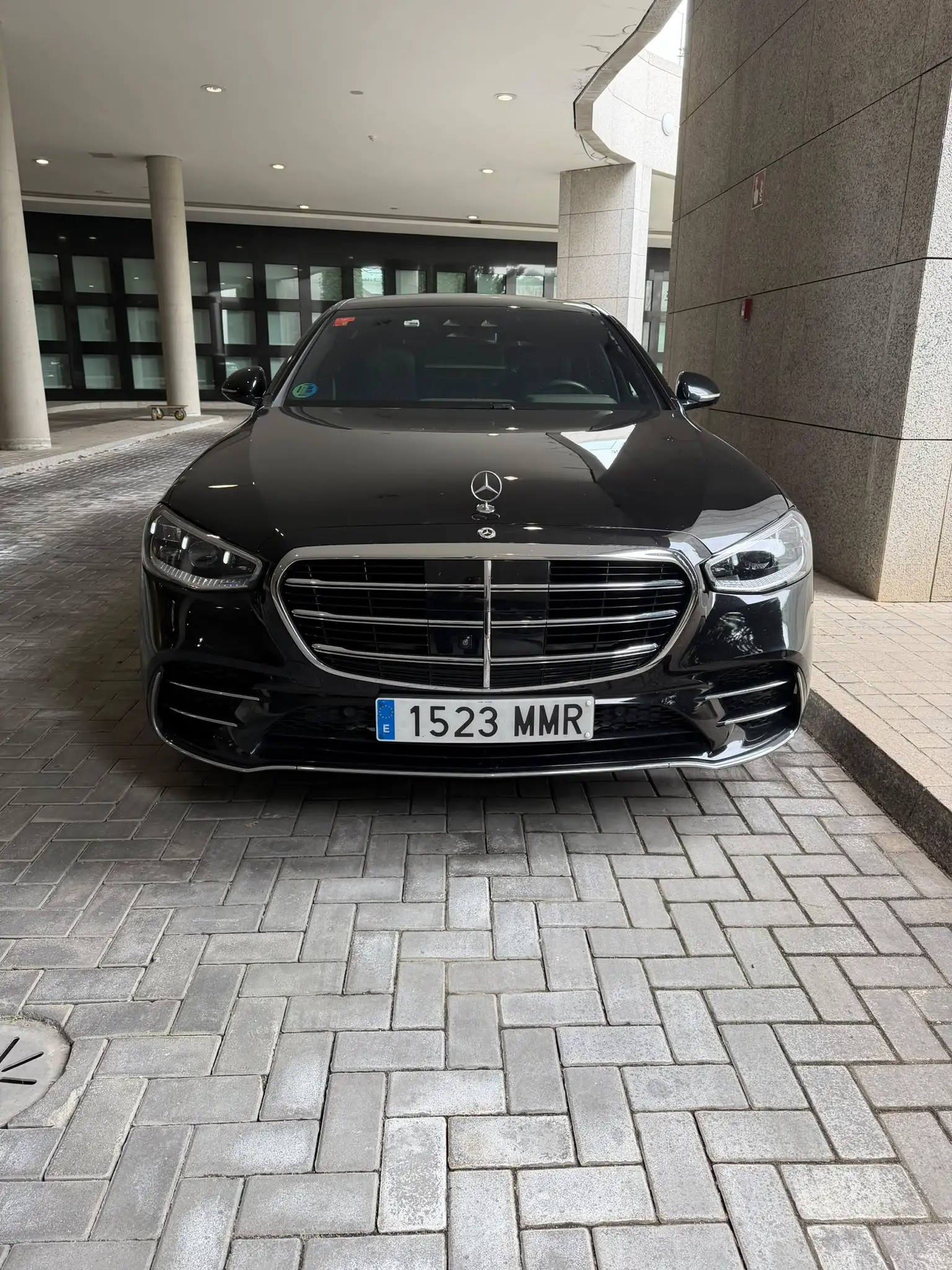 Rent Mercedes-Benz S-Class with driver in Madrid, Spain