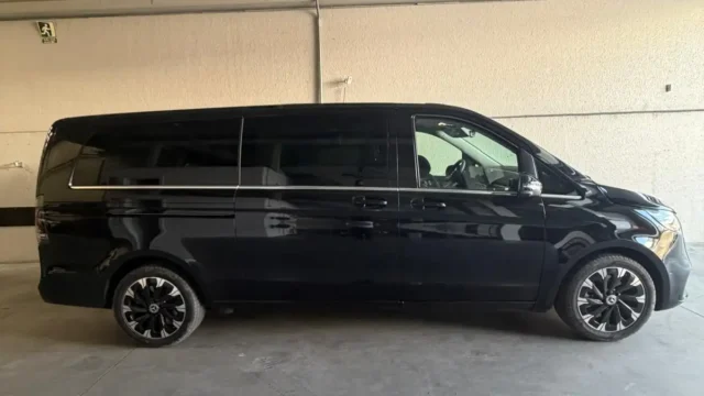 Rent Mercedes-Benz V-Class with driver in Madrid, Spain