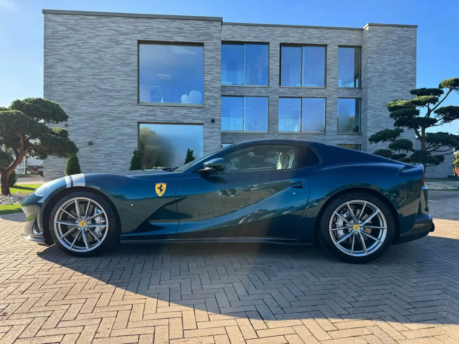Ferrari 812 GTS